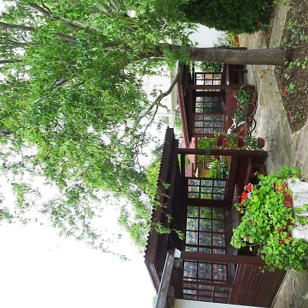 Niko Hotel 2*